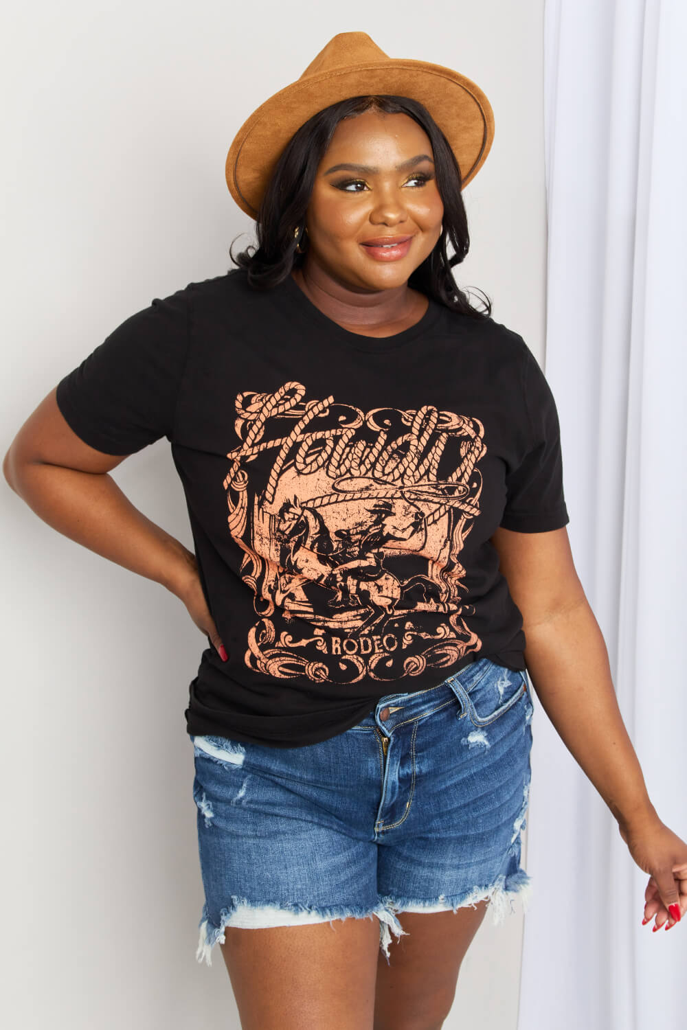 MineB Howdy Graphic Tee