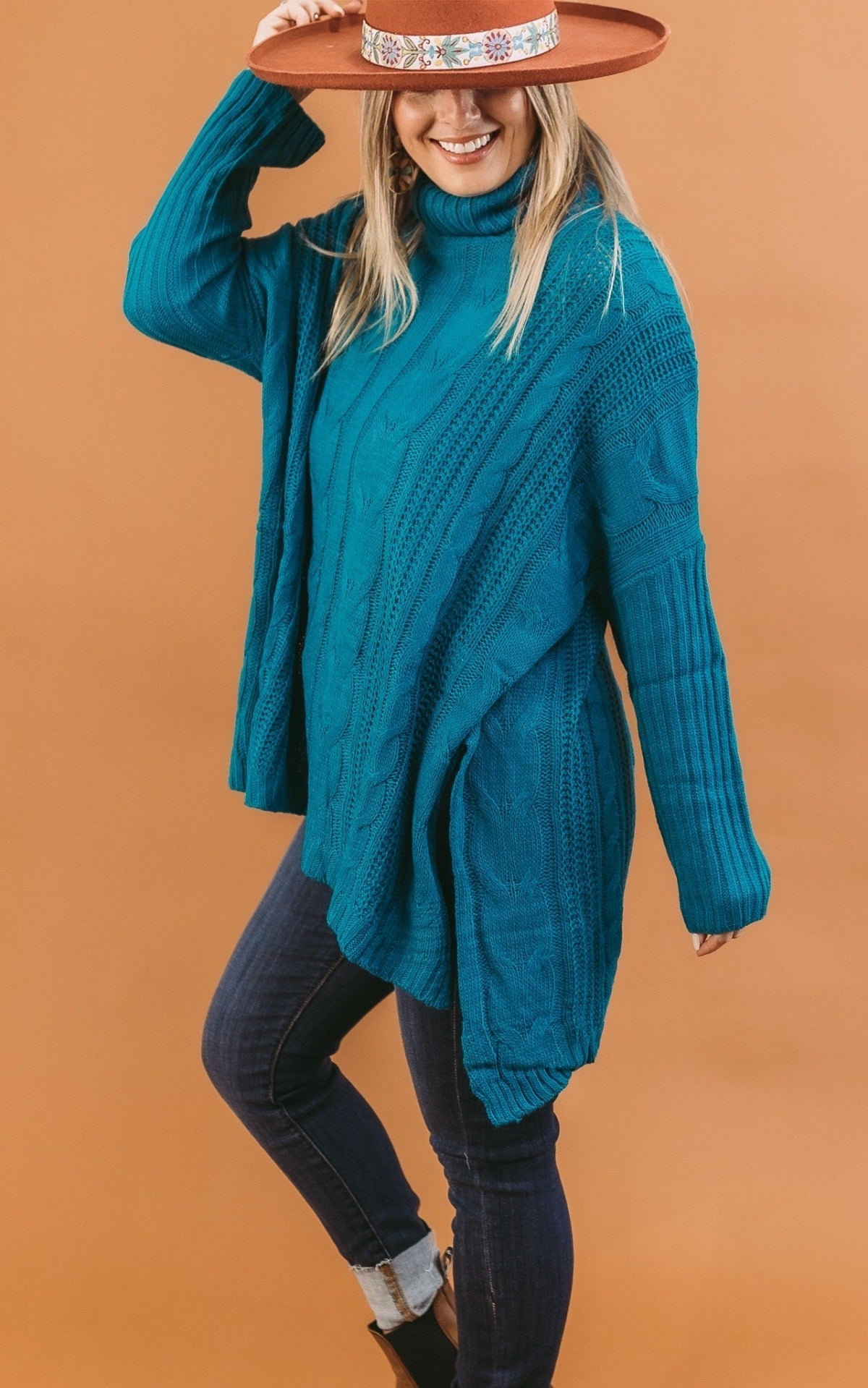 Solid Turtle Neck Cable Knit Hi-Low Sweater - Teal