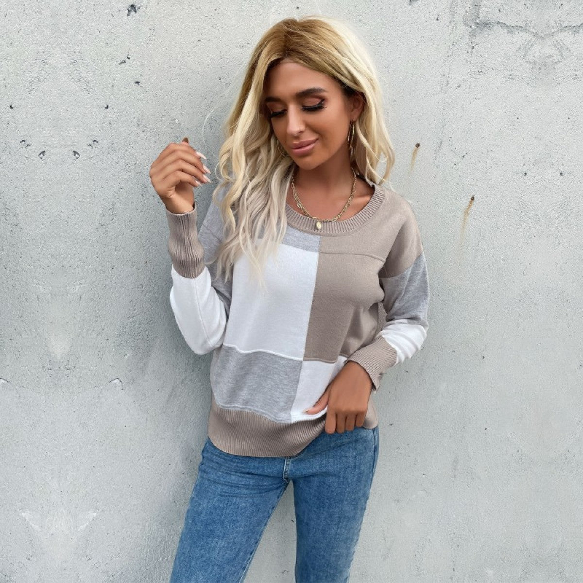 Round Neck Long Sleeve Colorblock Knit Sweater