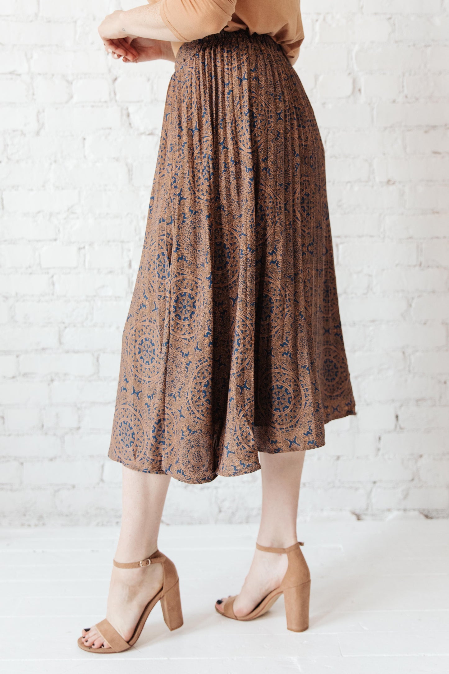 RACK SALE Cathedral Pleated Skirt MEDIUM