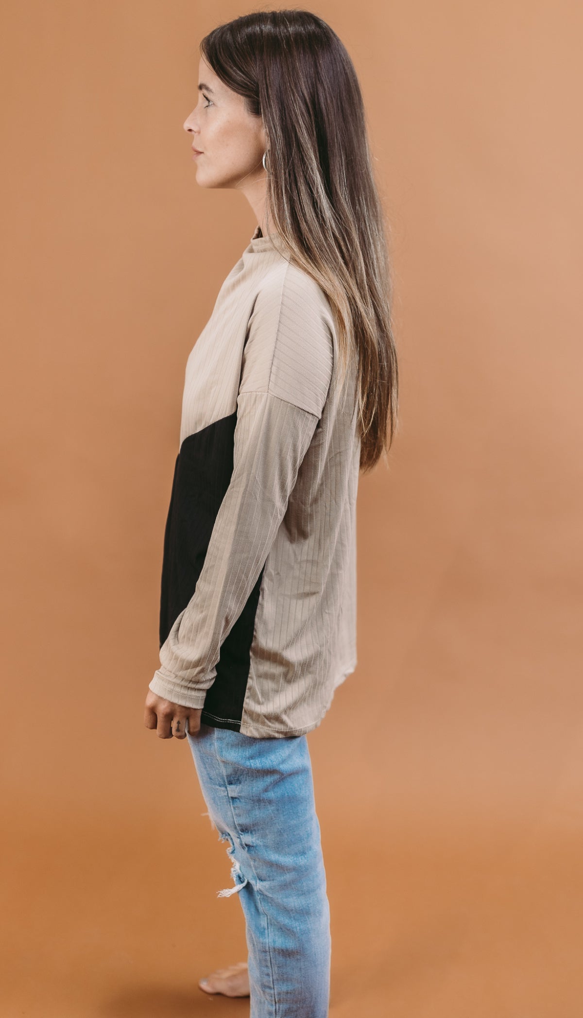 White Birch Colorblock Long Sleeve Solid Ribbed Knit Top