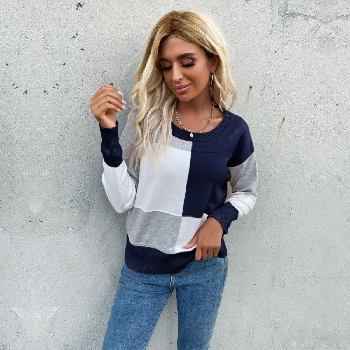Round Neck Long Sleeve Colorblock Knit Sweater