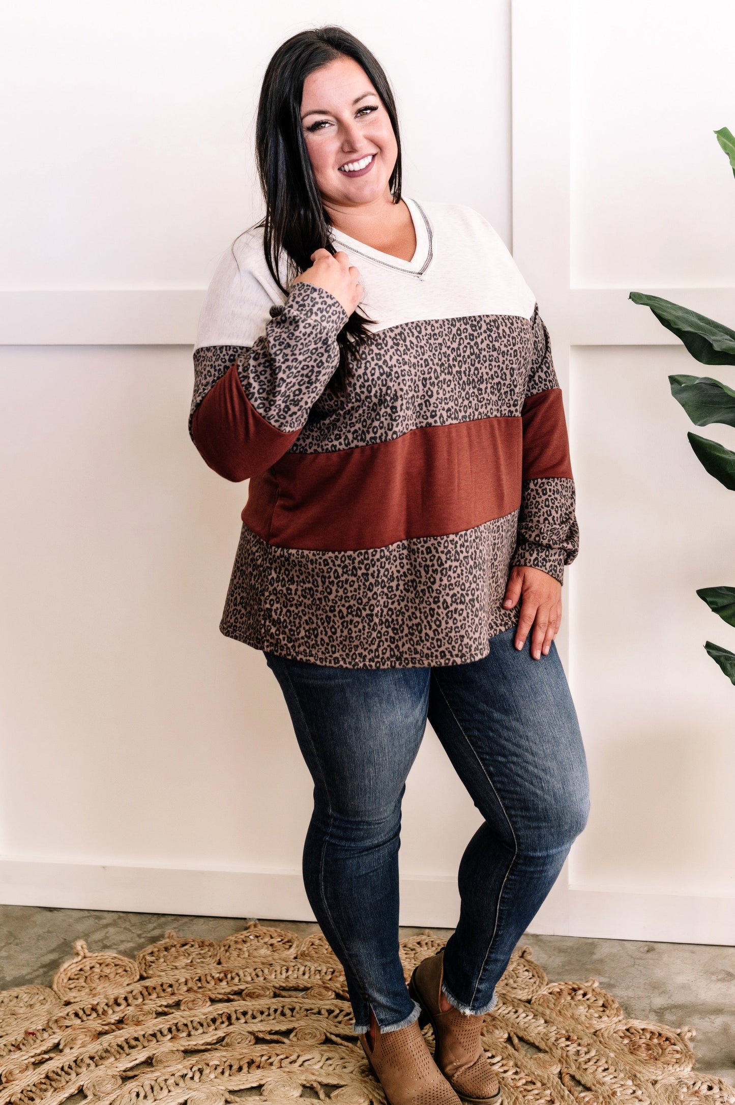 V Neck Long Sleeve Color Block Top In Rust & Neutral Leopard 11.22