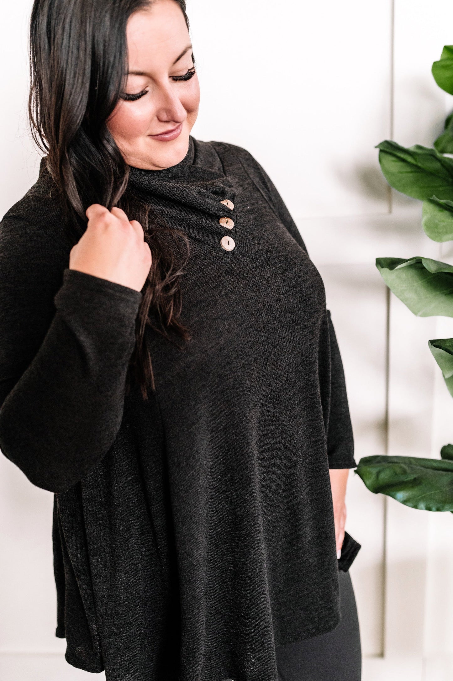 Crossover Cowl Neck Fit & Flare Tunic Sweater In Black 11.20