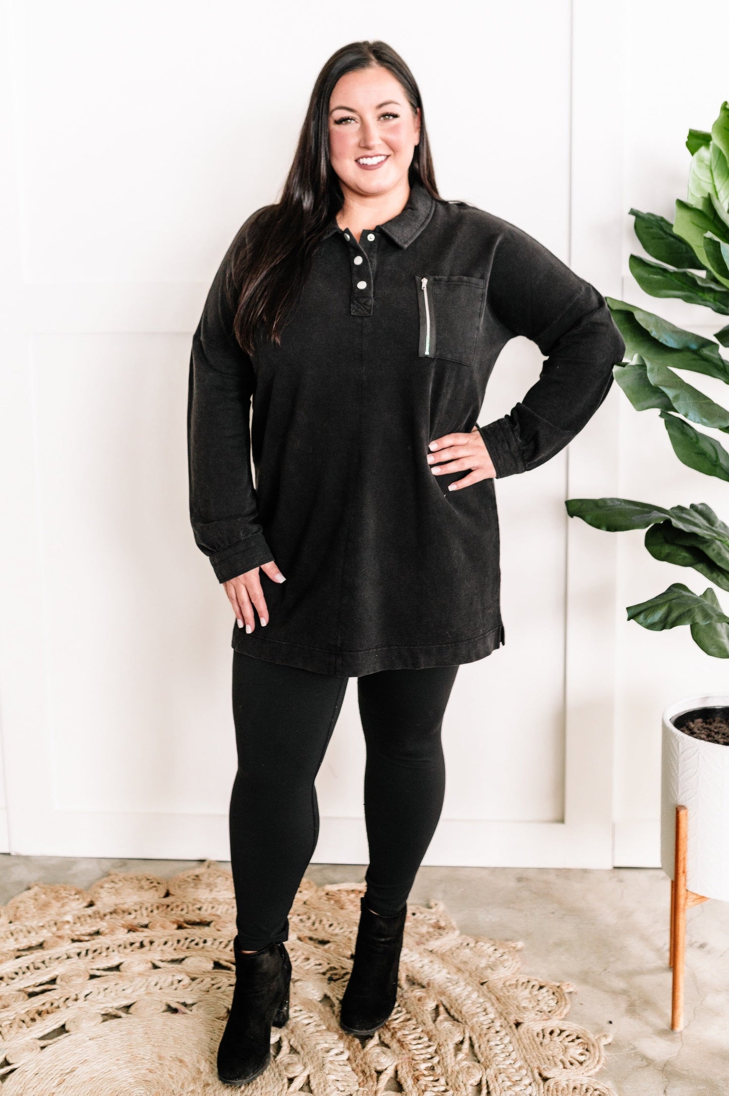 Sweatshirt Tunic In Costal Black 11.21