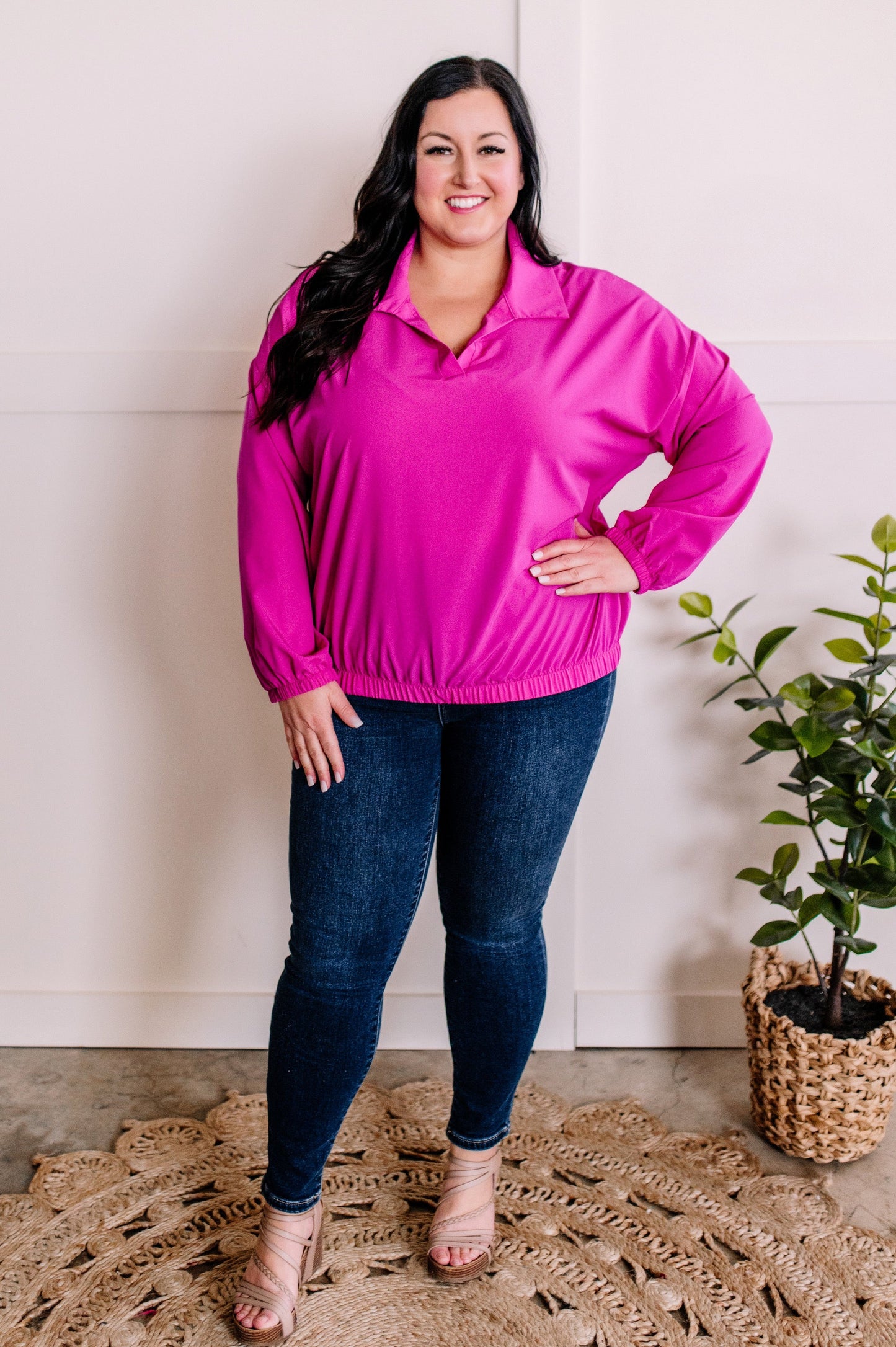 Collared Sporty Athletic Top In Bright Fuchsia