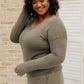 Essential Lounge Top in Mineral Wash Olive