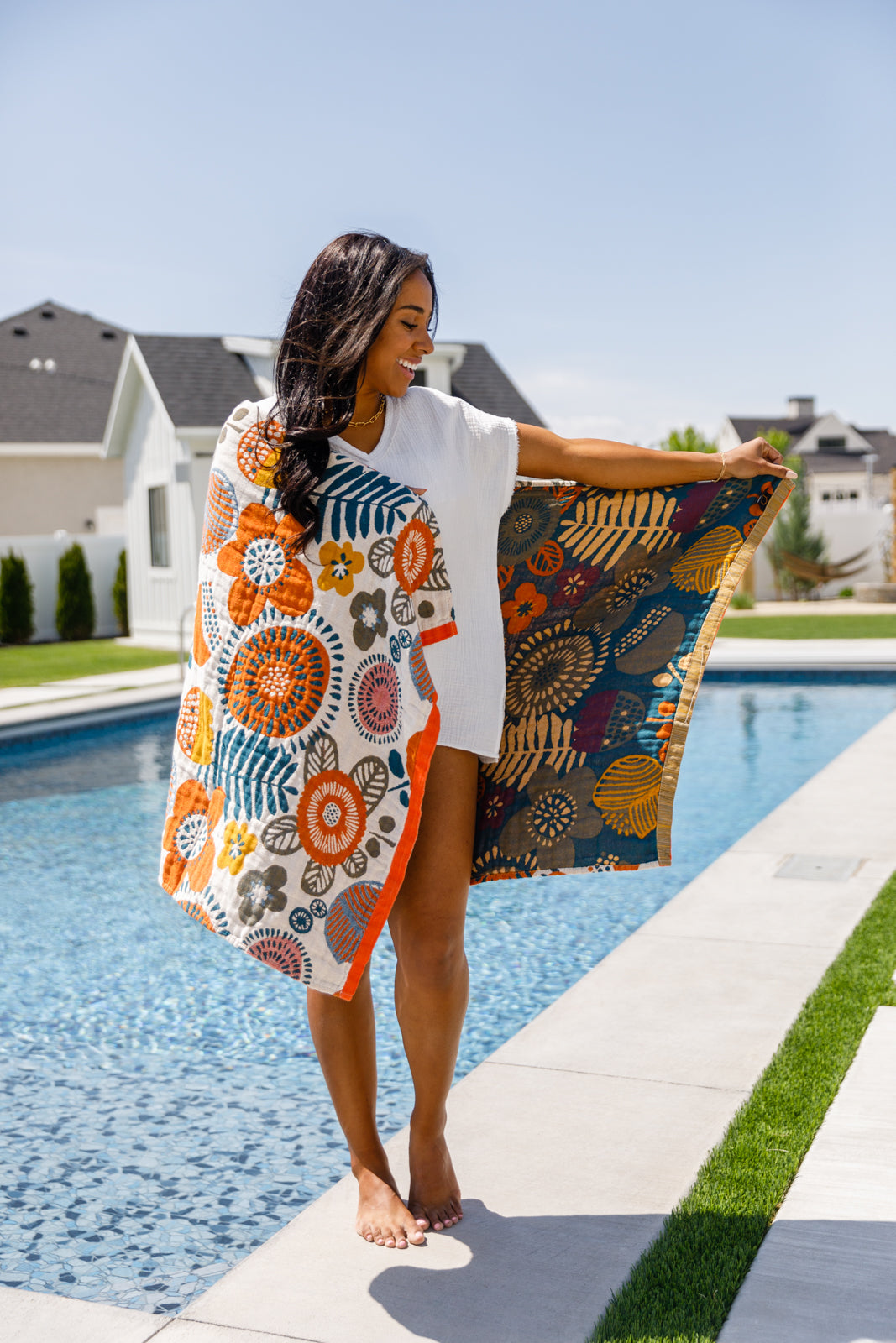 PREORDER: Luxury Beach Towel in Bright Retro Floral
