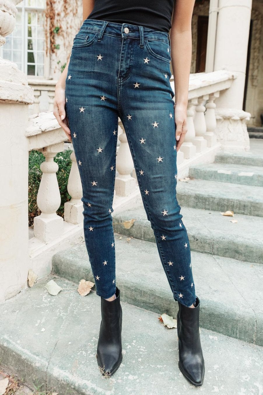 RACK SALE High Rise Starlight Skinnies - SIZE 5