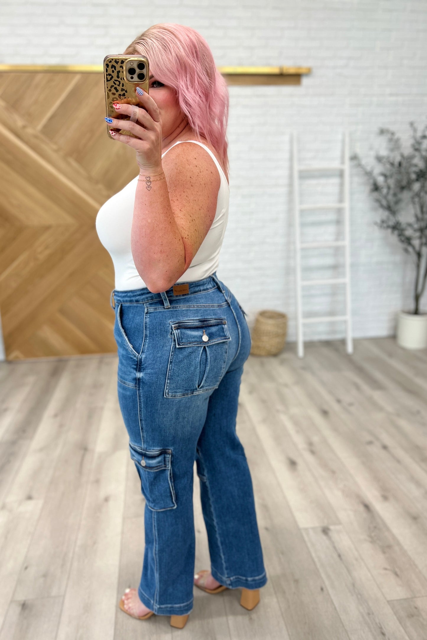 Judy Blue High Rise Wide Leg Cargo Jeans