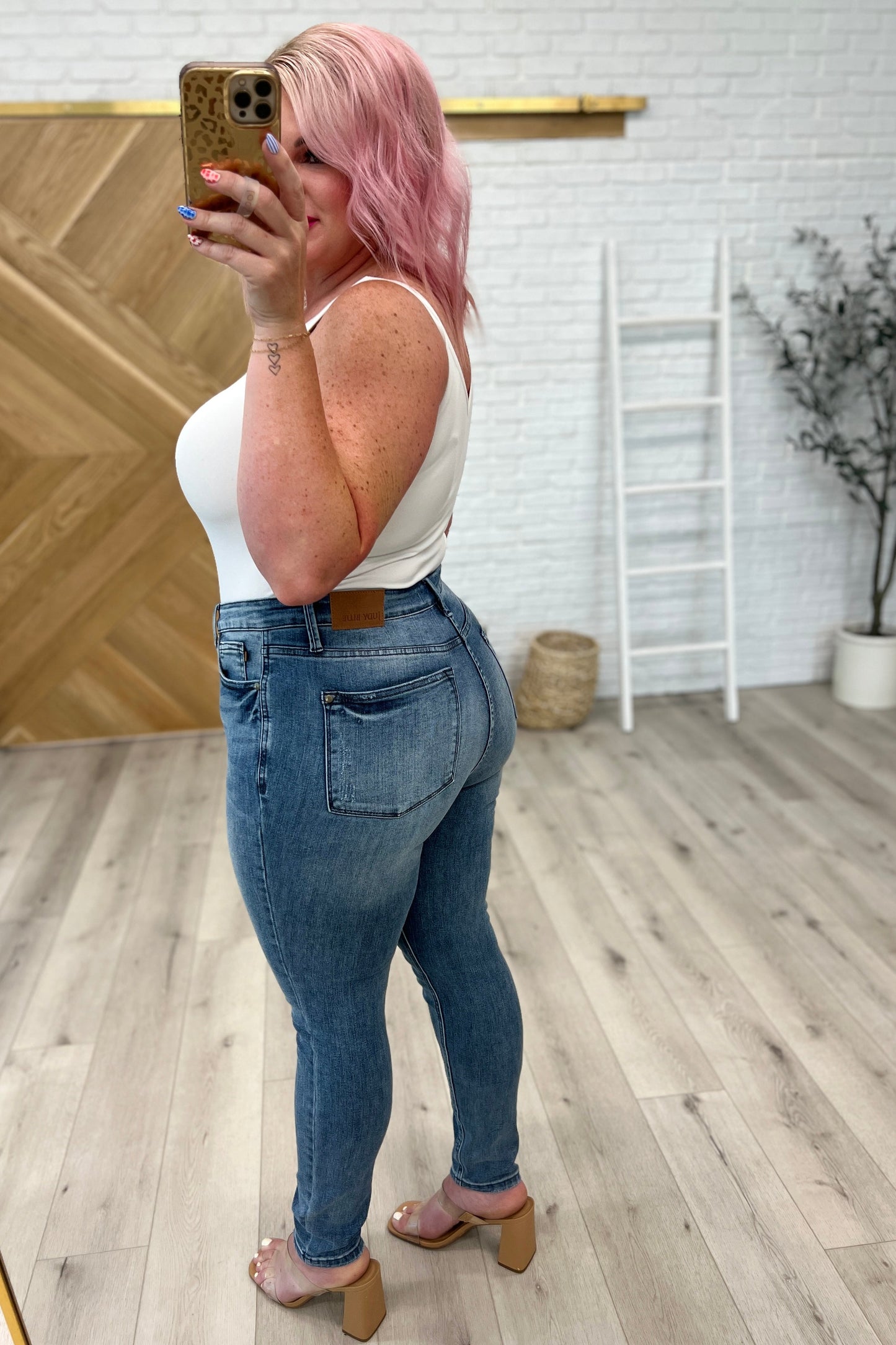 Judy Blue High Rise Tummy Control Vintage Skinny Jeans