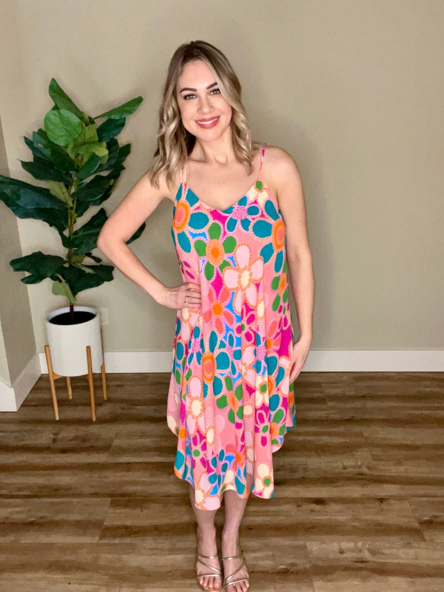 Cheery 70's Floral Flowy Dress