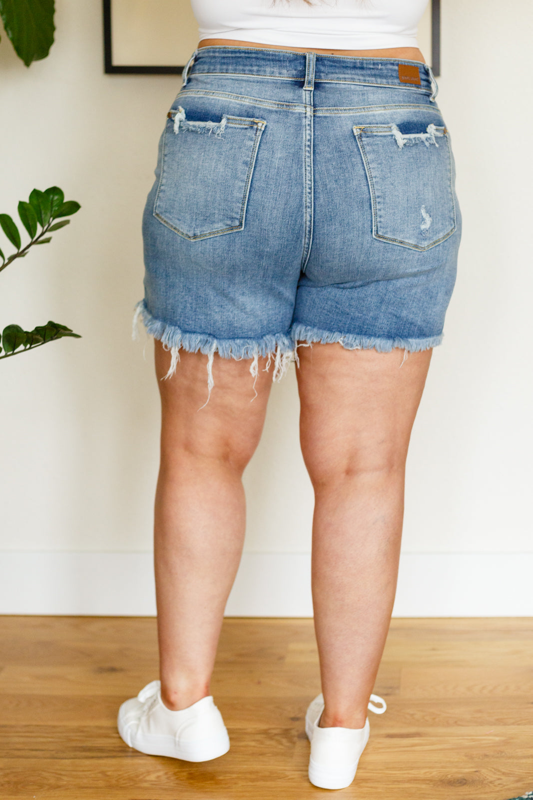 Judy Blue Mid Rise Frayed Hem Shorts