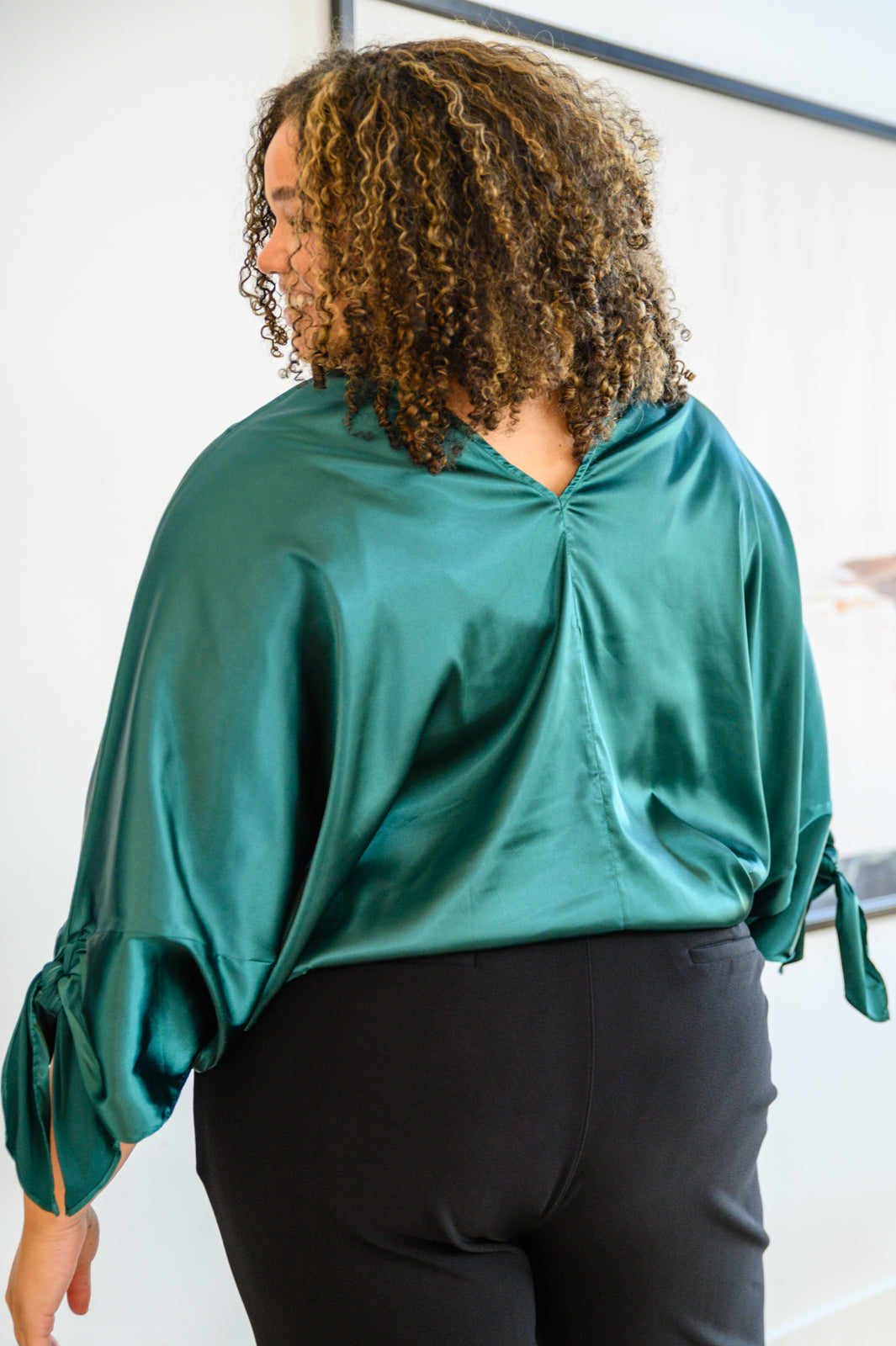 Jaz Dolman Tie Sleeve Blouse in Green