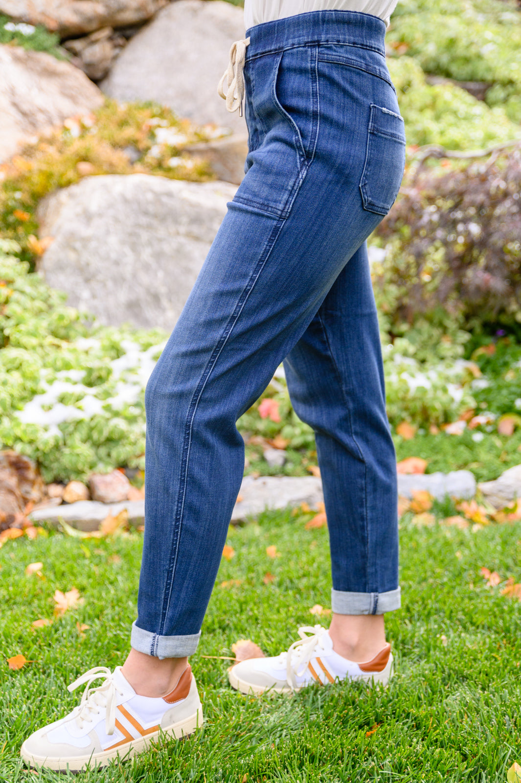 Judy Blue Pull On Jogger Jeans