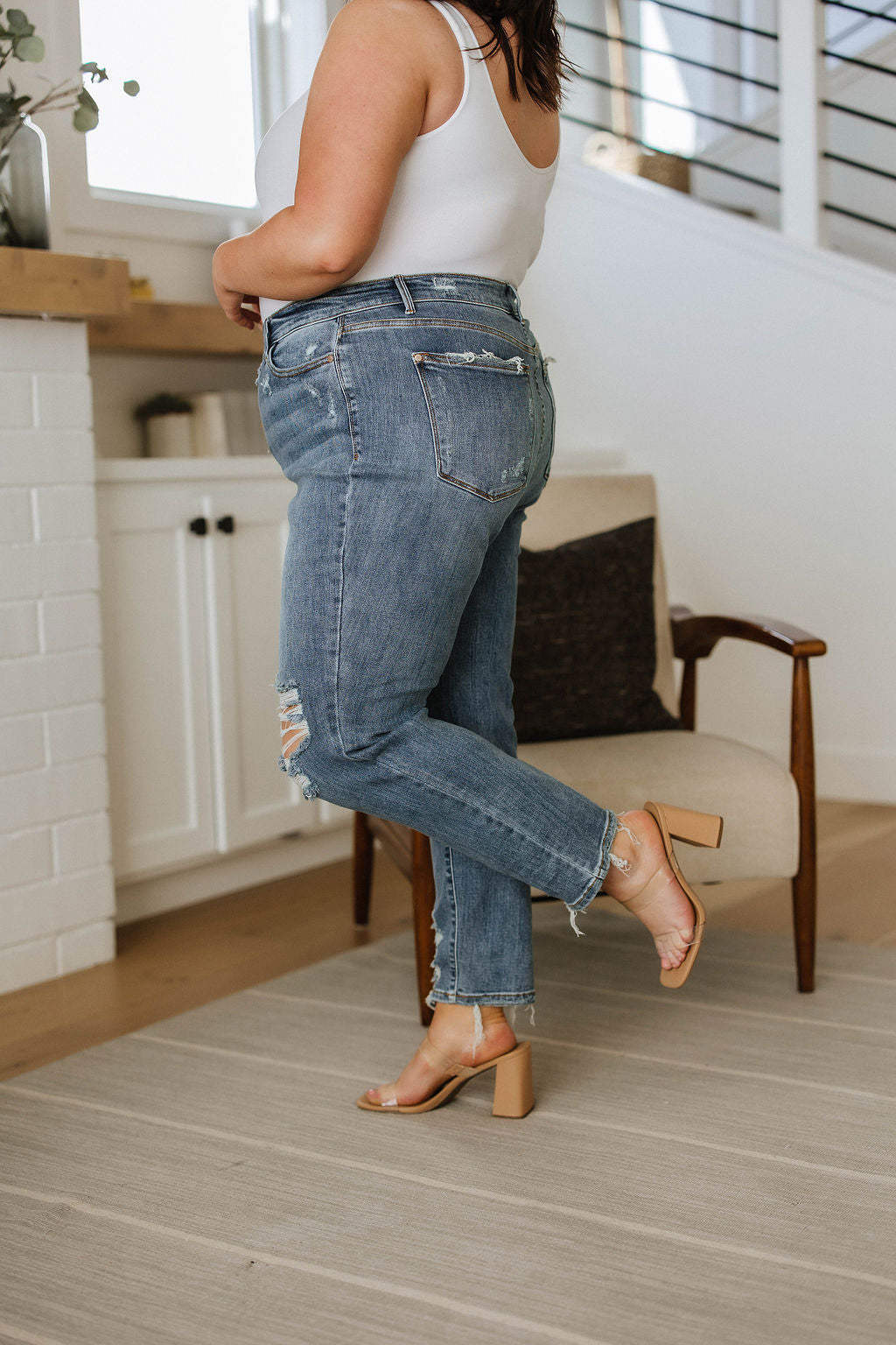 Judy Blue Mid Rise Button Fly Boyfriend Jeans