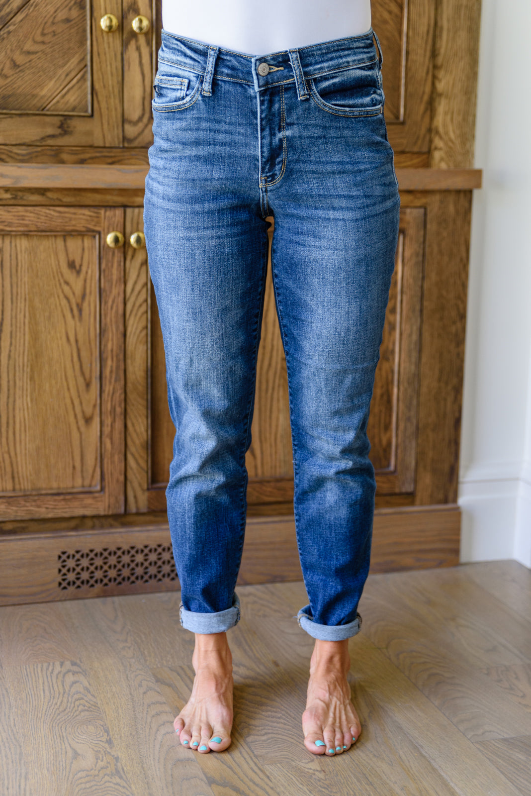 Judy Blue London Midrise Cuffed Boyfriend Jeans