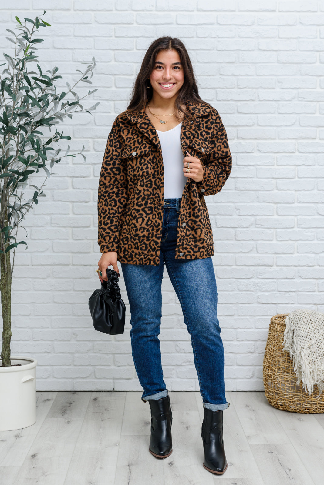Judy Blue London Midrise Cuffed Boyfriend Jeans