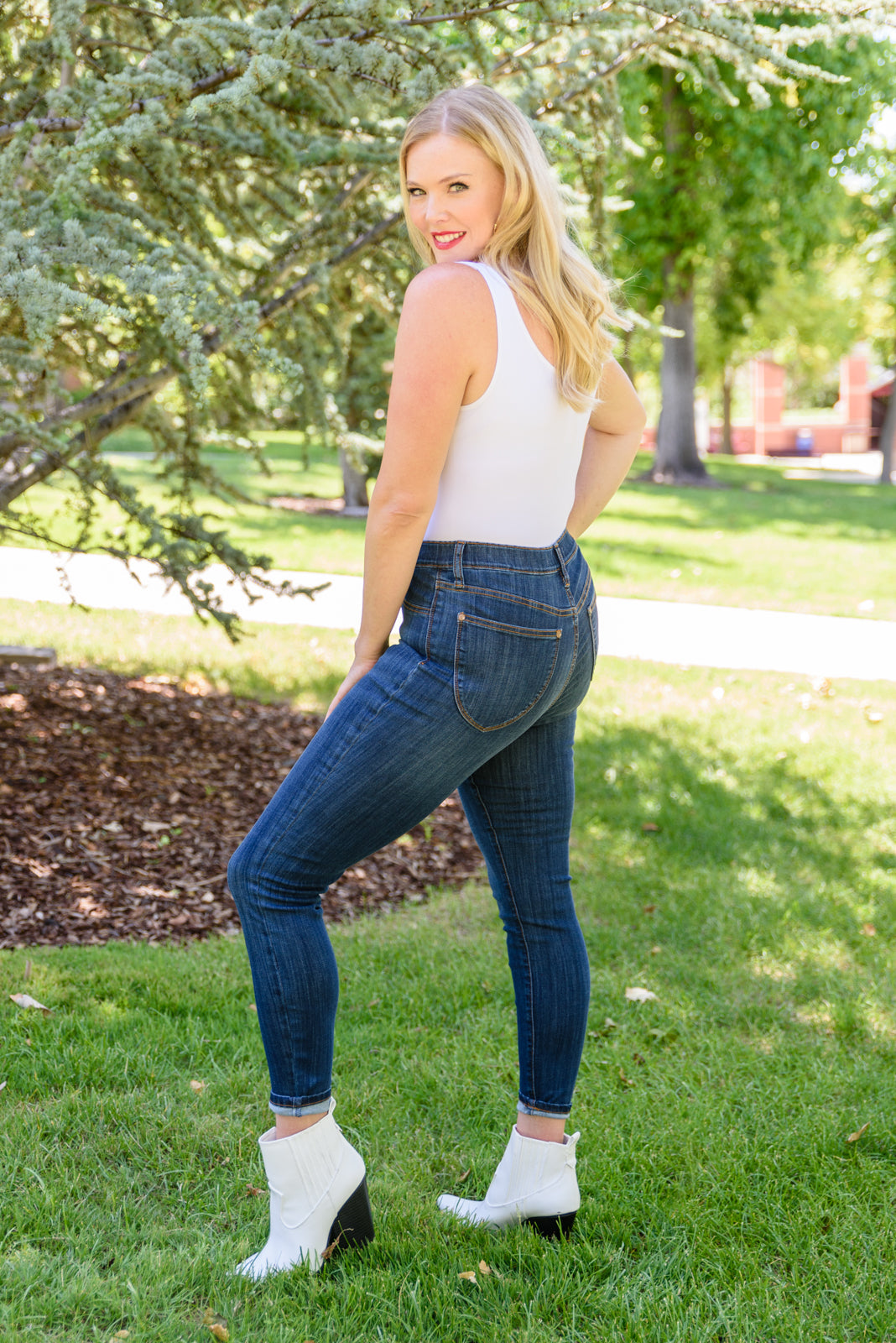 Judy Blue Pull-On Skinny Jeans