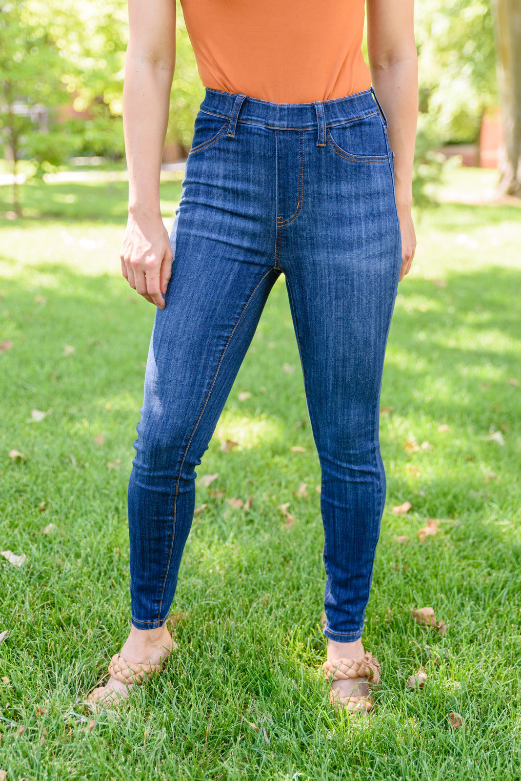 Judy Blue Pull-On Skinny Jeans