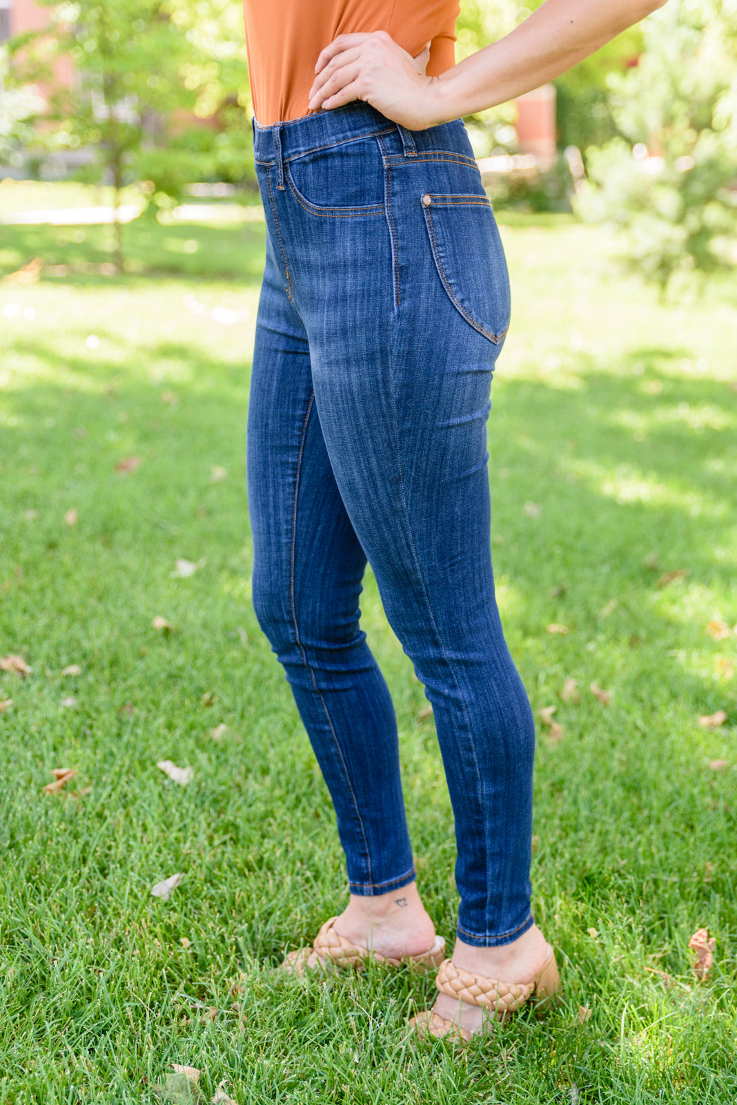 Judy Blue Pull-On Skinny Jeans