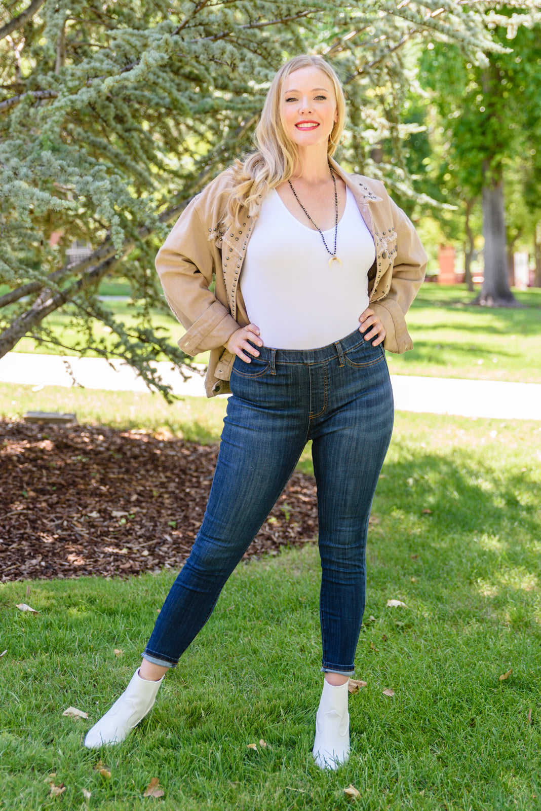 Judy Blue Pull-On Skinny Jeans