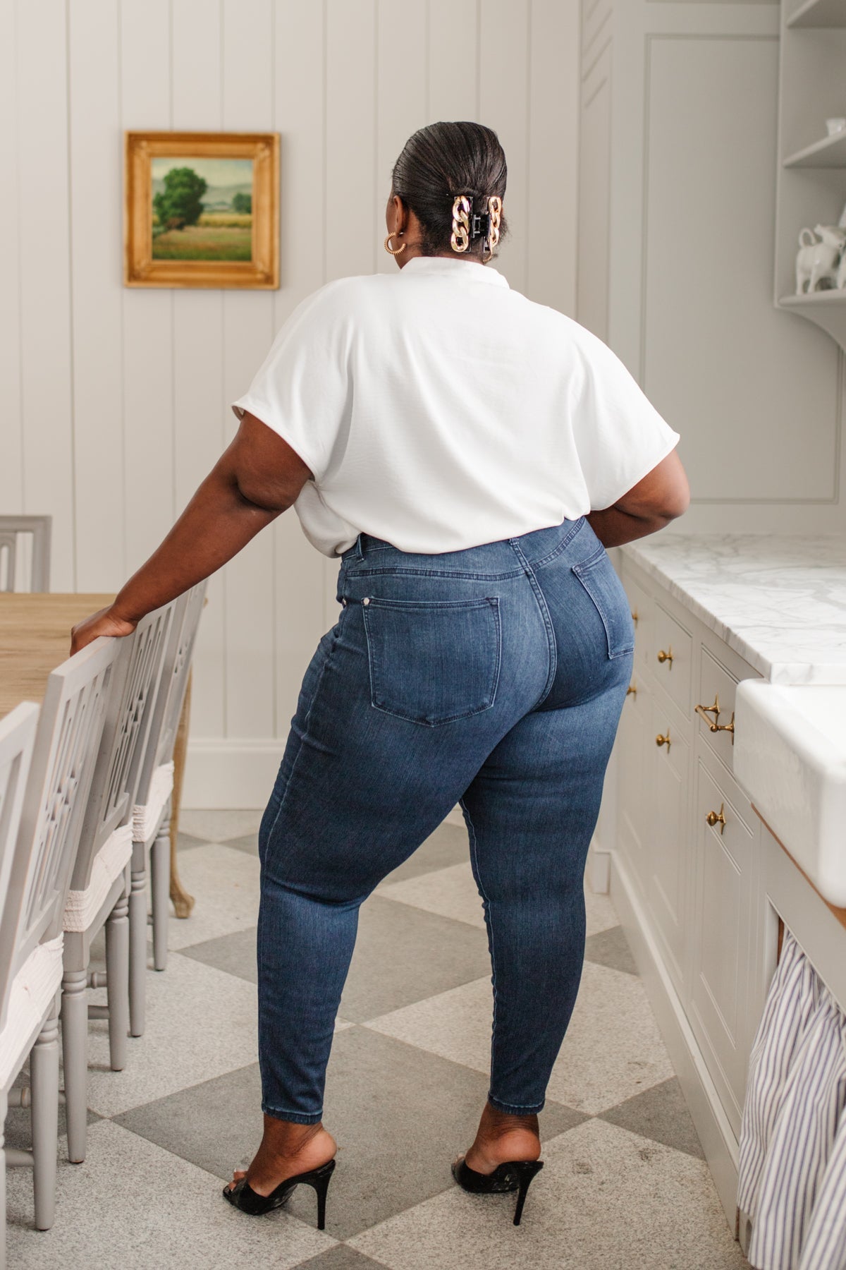 Judy Blue Cooling Mid-Rise Skinny Jeans