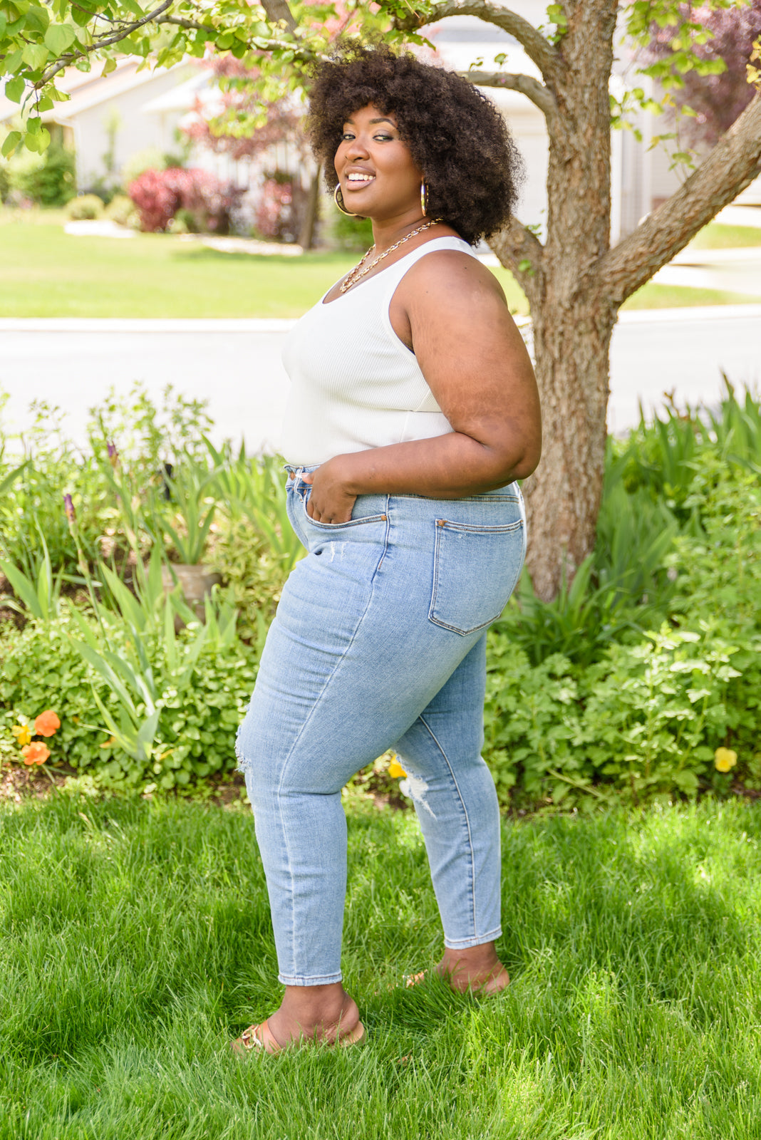 Judy Blue Tummy Control Distressed  Skinny Jeans