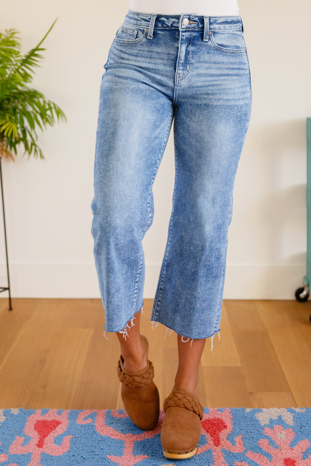 Zenana Raw Hem Wide Leg Cropped Jeans