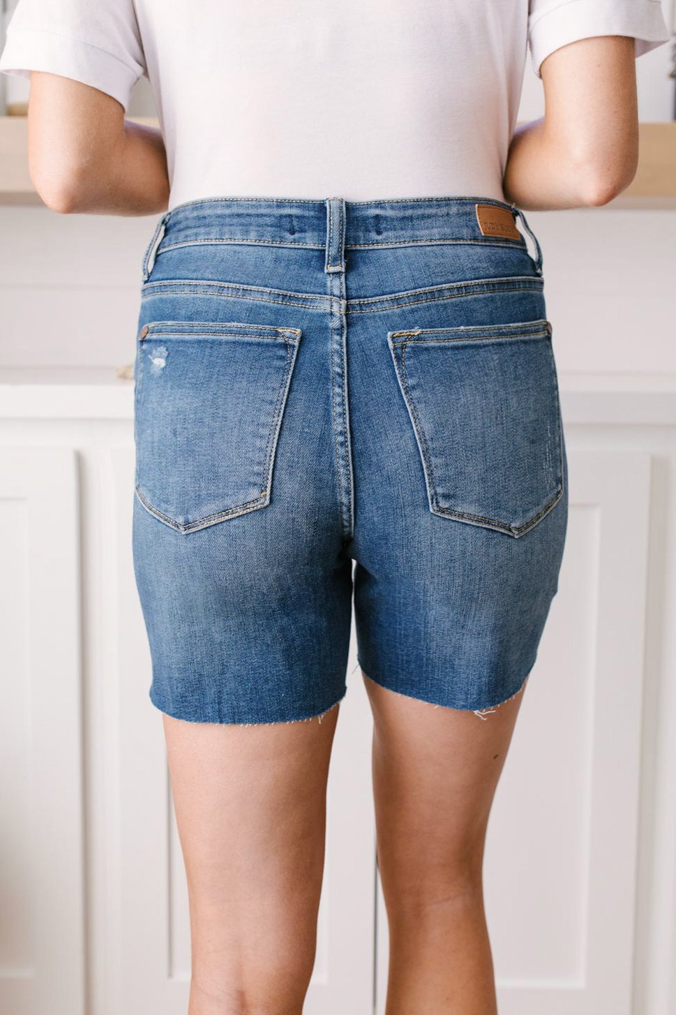 Judy Blue Straight Edge Shorts - Dark Wash