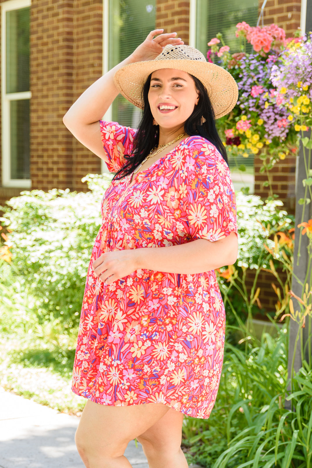 Vintage Daisies Dress In Hot Coral