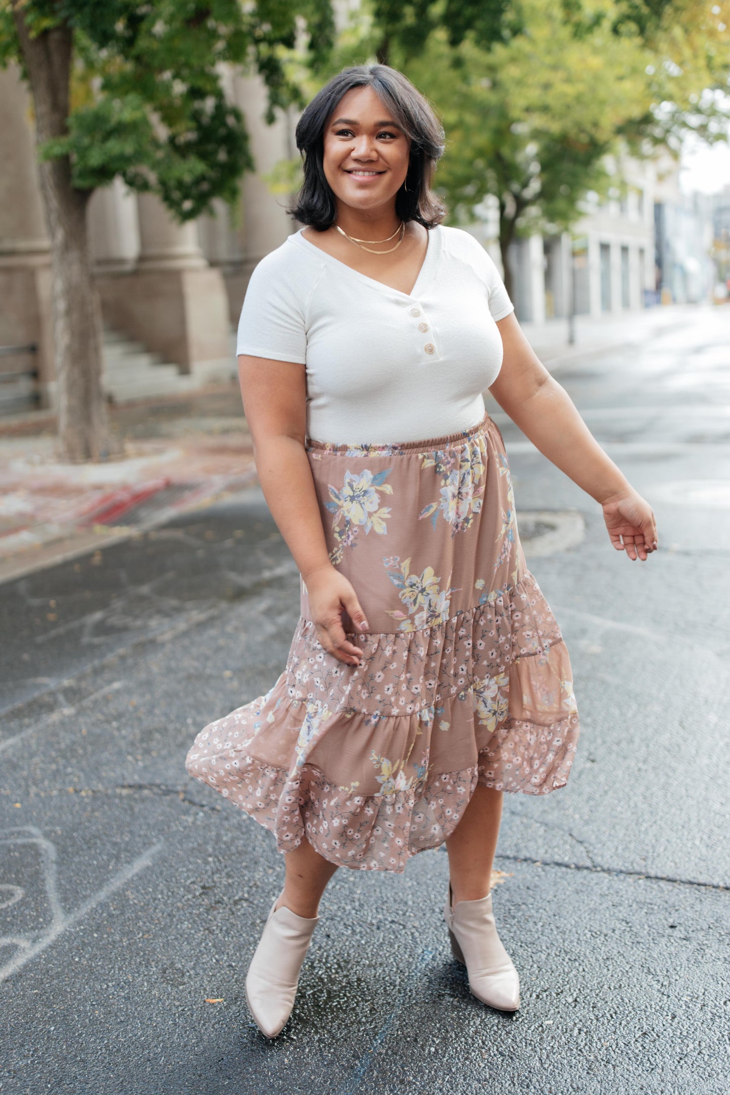 Zoe Floral Middi Skirt in Mocha