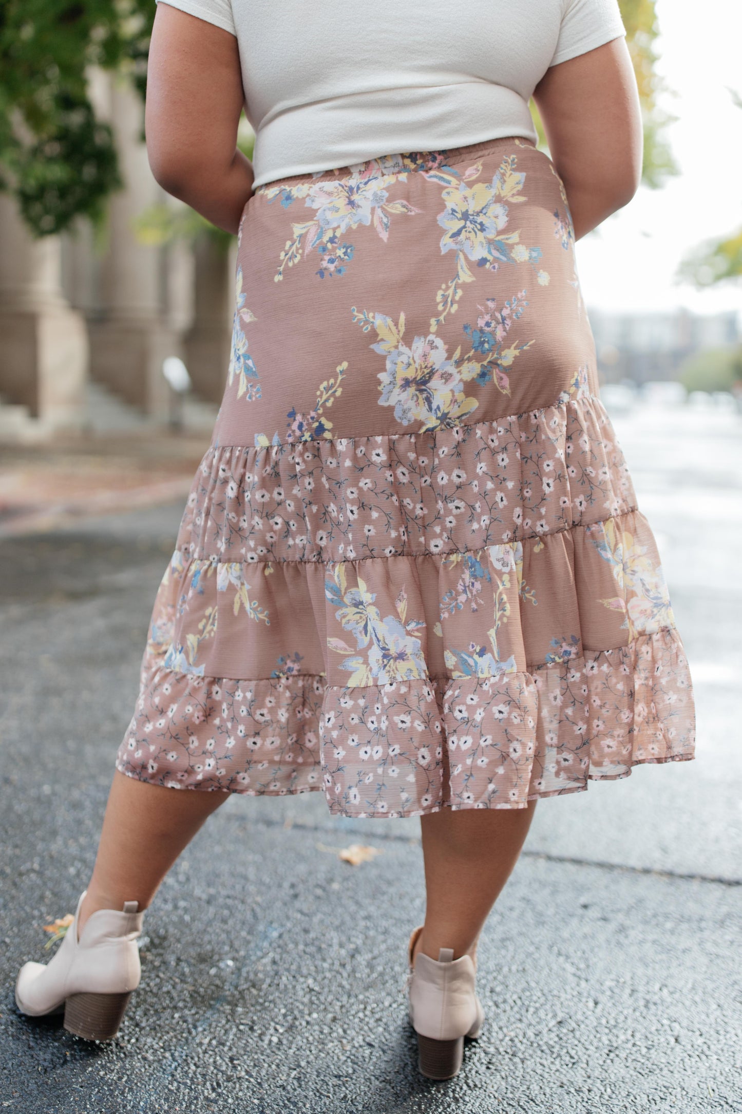 Zoe Floral Middi Skirt in Mocha