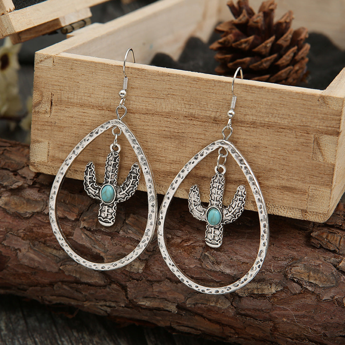 Retro Teardrop-Shaped Hollow Turquoise Cactus Drop Earrings
