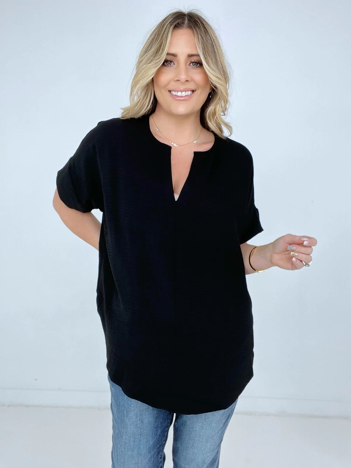 Woven Airflow Split Neck Short Sleeve Top