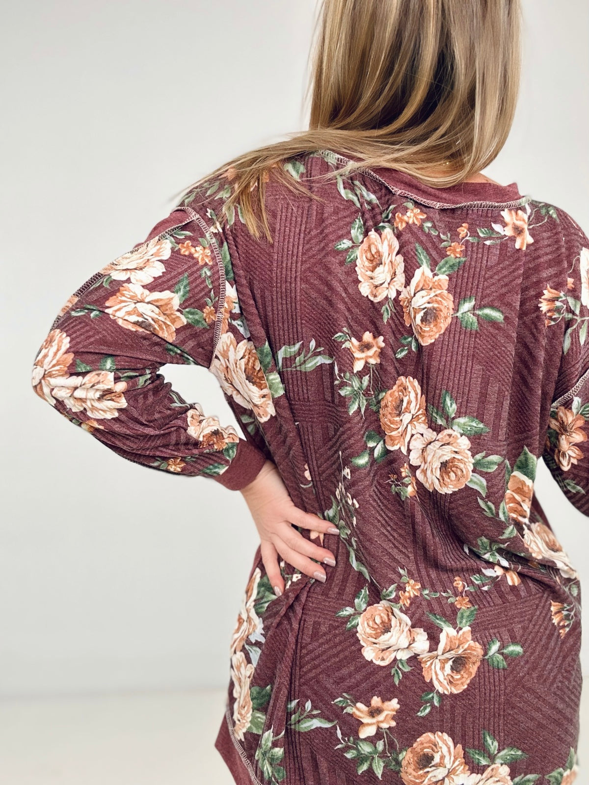 Floral Print Jacquard Knit Sweatshirt With Cut Edge