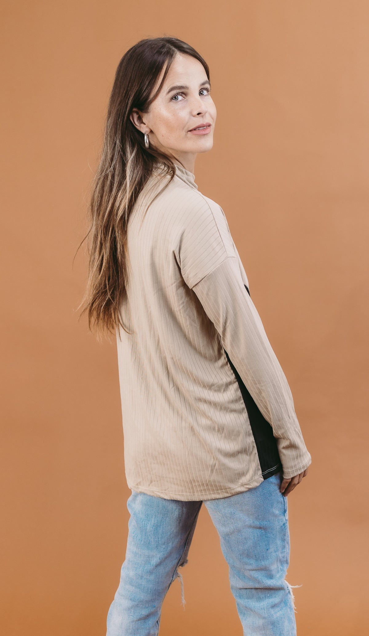 White Birch Colorblock Long Sleeve Solid Ribbed Knit Top