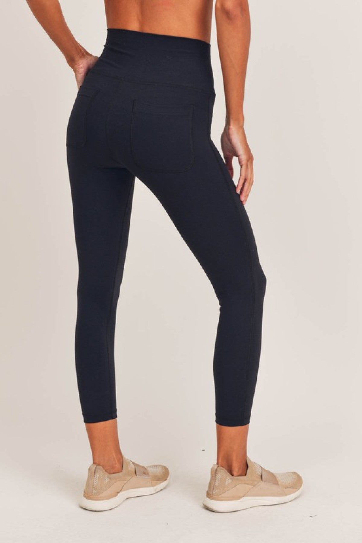 Mono B Solid Leggings with Back Pockets