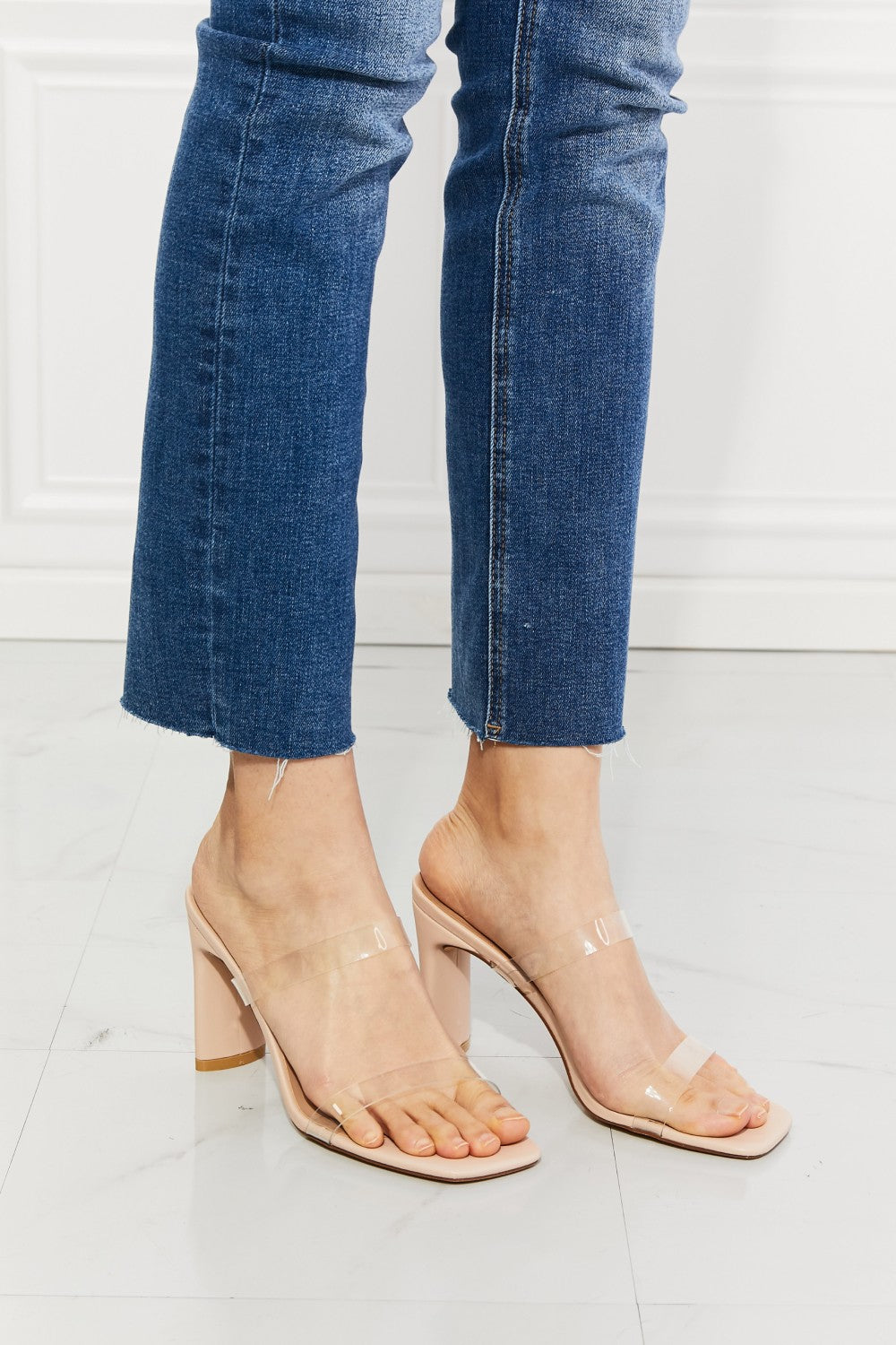 Transparent Double Band Heel