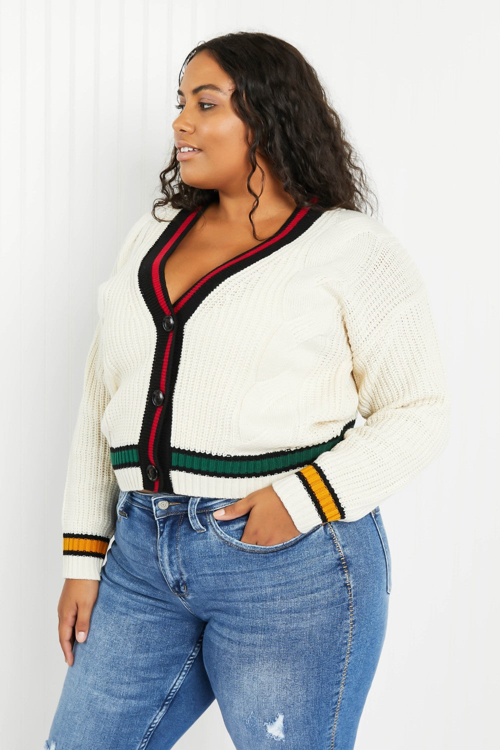 SIZE SMALL Cable Knit Cardigan