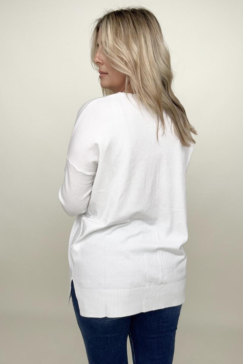 Front Seam Light Knit Sweater