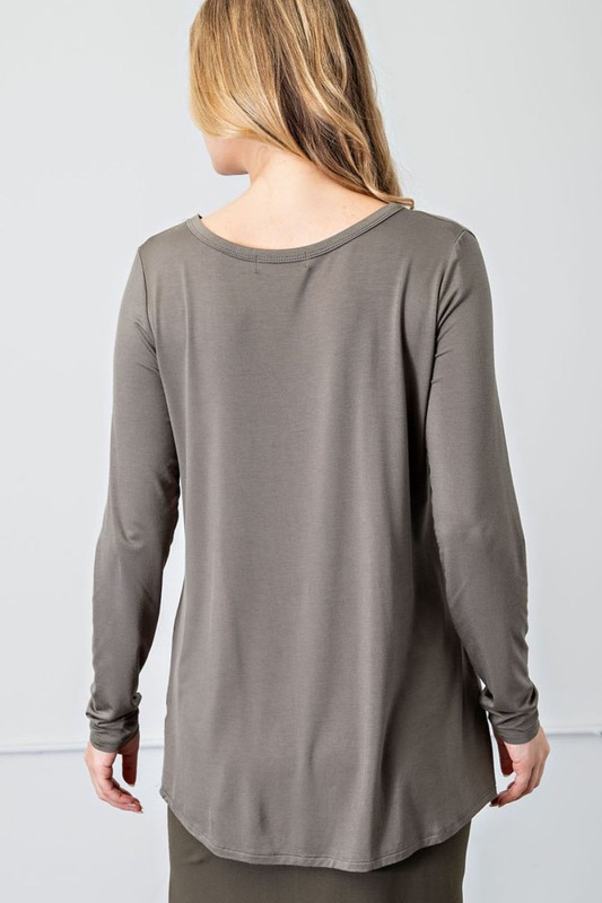 Rae Mode Basic V-Neck Long Sleeve Top