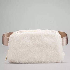 Lookie Lookie Sherpa Bum Bag