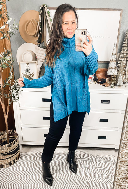 Solid Turtle Neck Cable Knit Hi-Low Sweater - Teal