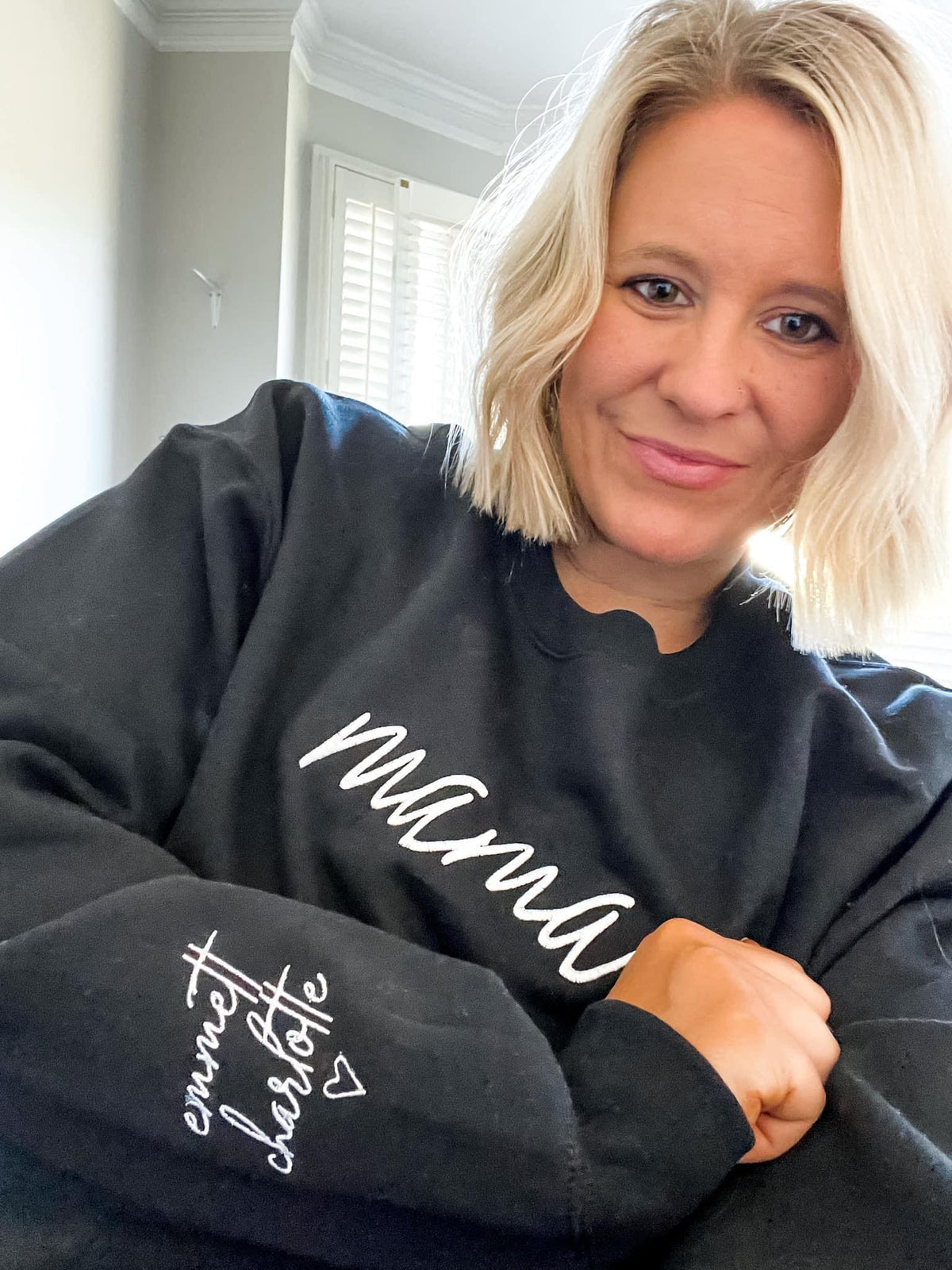 PREORDER: CUSTOM EMBROIDERED MAMA SWEATSHIRT IN FOUR COLOR OPTIONS